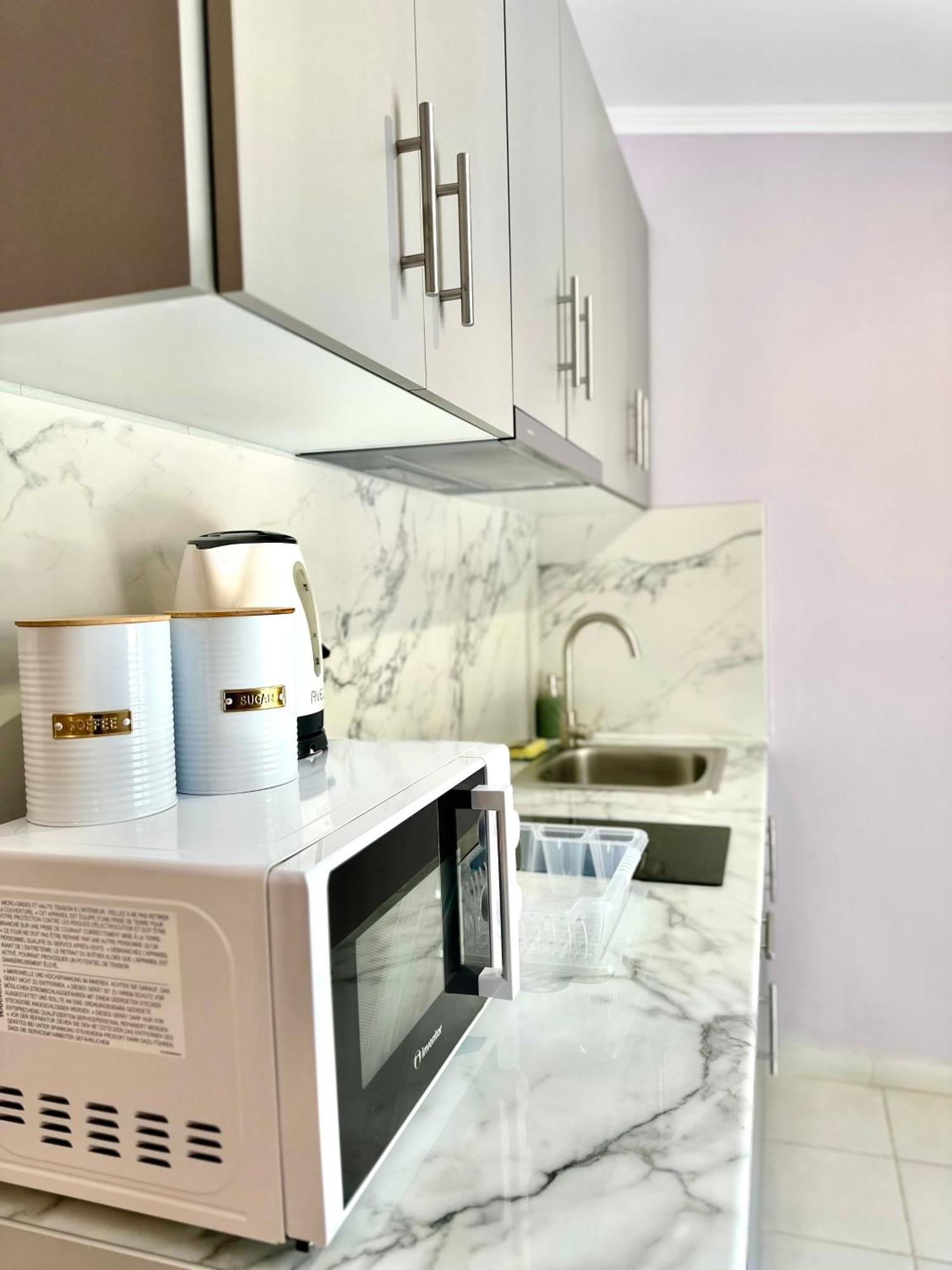 Anemos Studios & Apartments Poros  Екстериор снимка