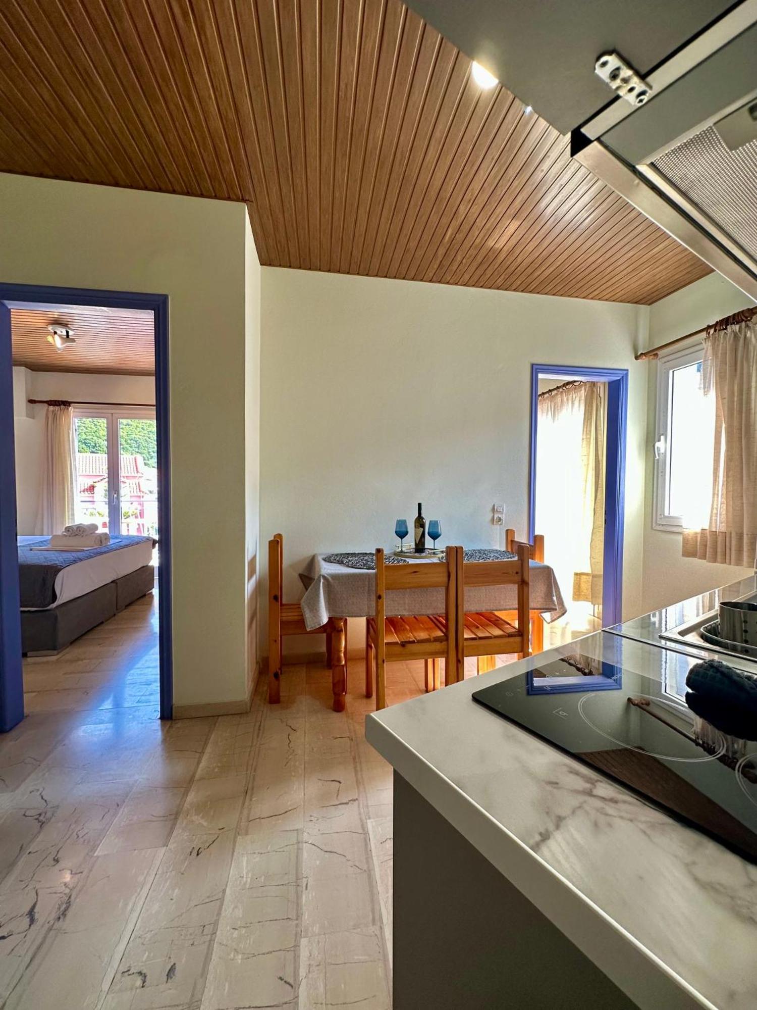 Anemos Studios & Apartments Poros  Екстериор снимка